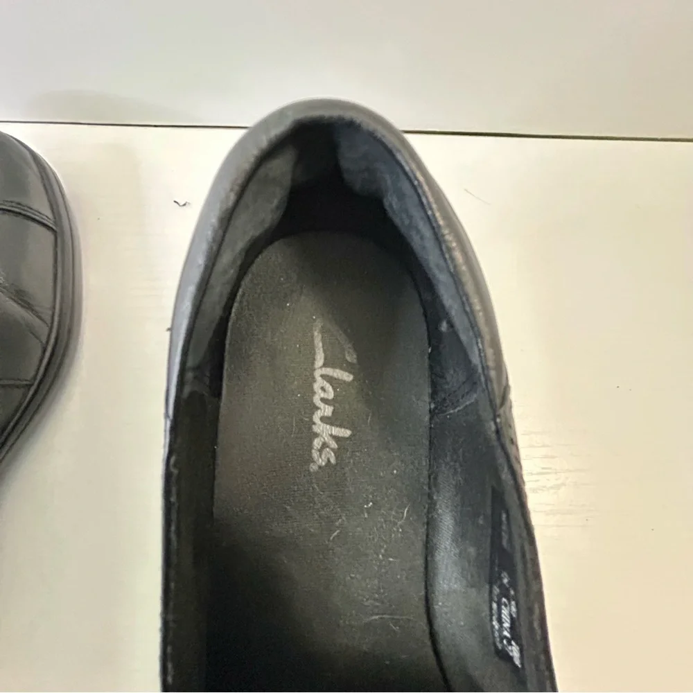 Clark’s Comfort Black Neutral Loafer Size 8.5